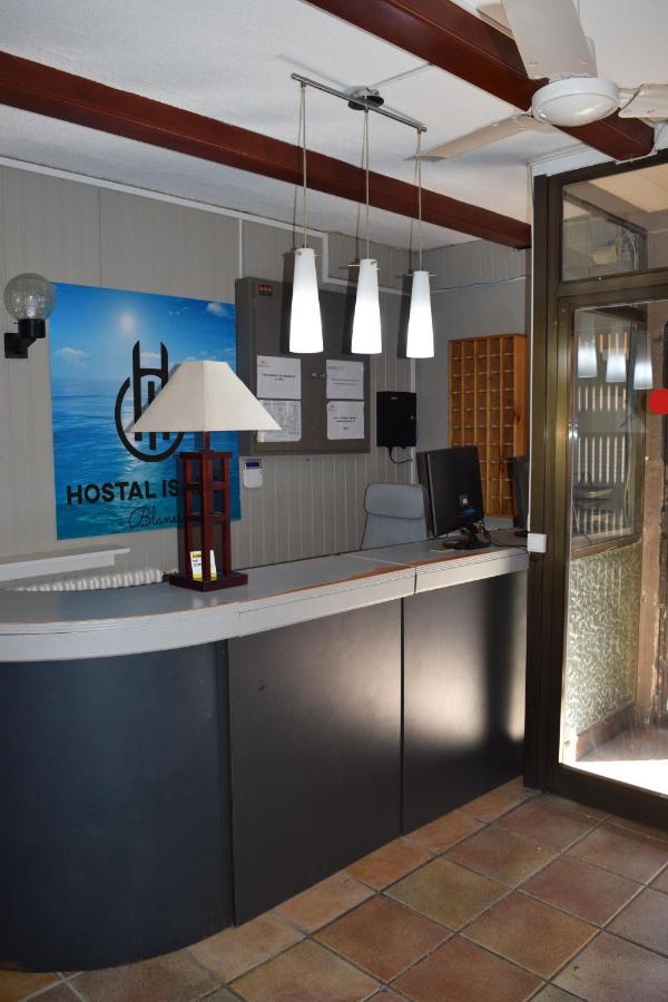 Hostal Isabel Blanes Extérieur photo