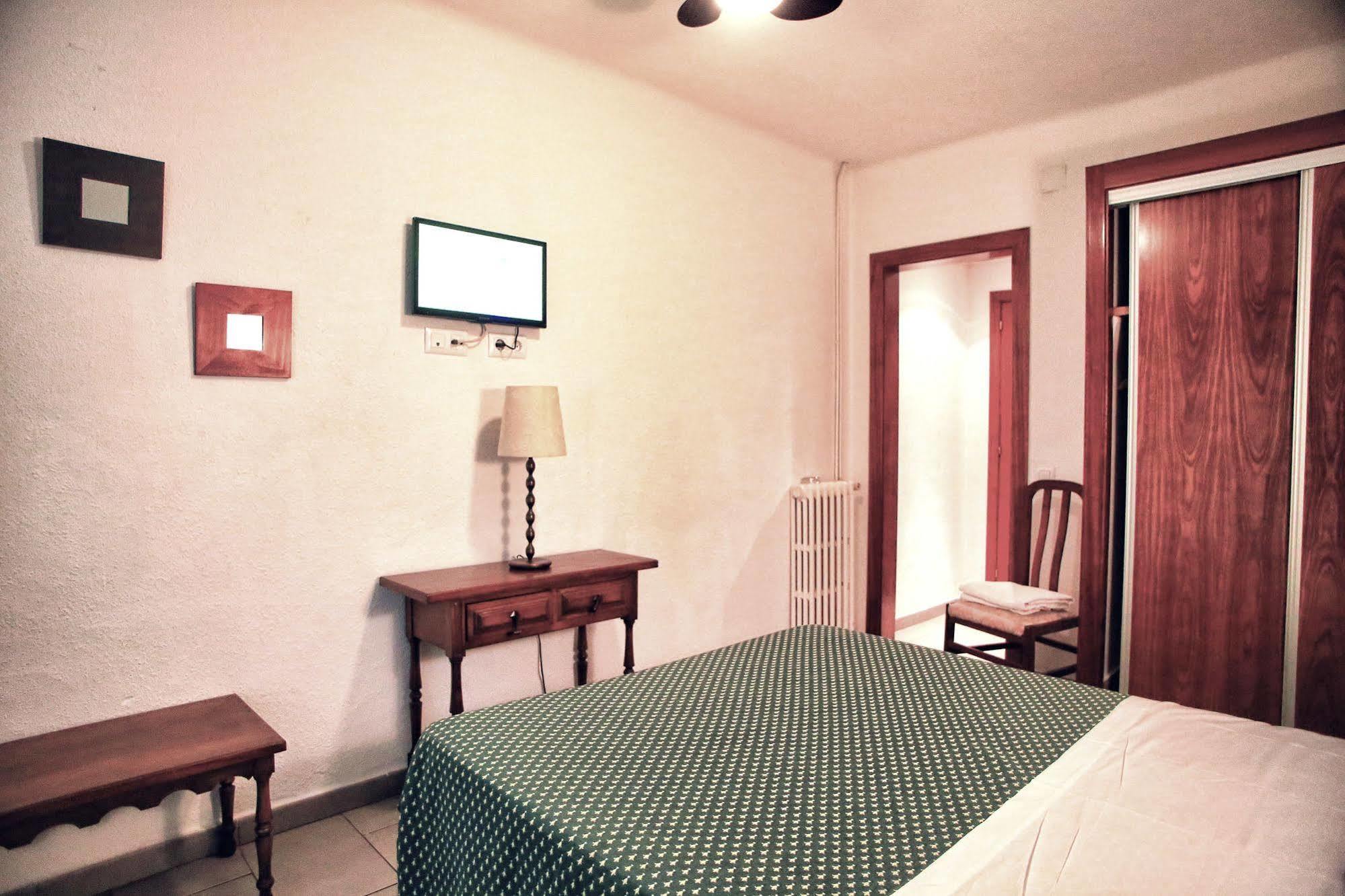 Hostal Isabel Blanes Extérieur photo
