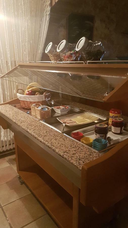 Hostal Isabel Blanes Extérieur photo